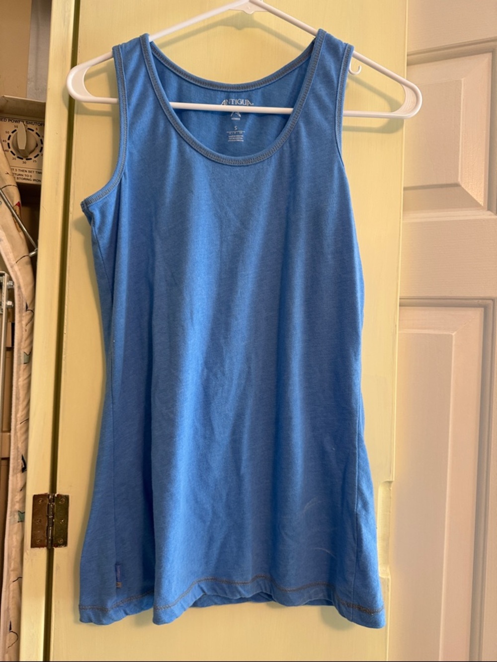 Aventura Women's Light Blue Scoop Neck Tank